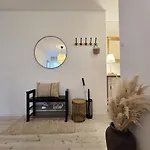 Linda